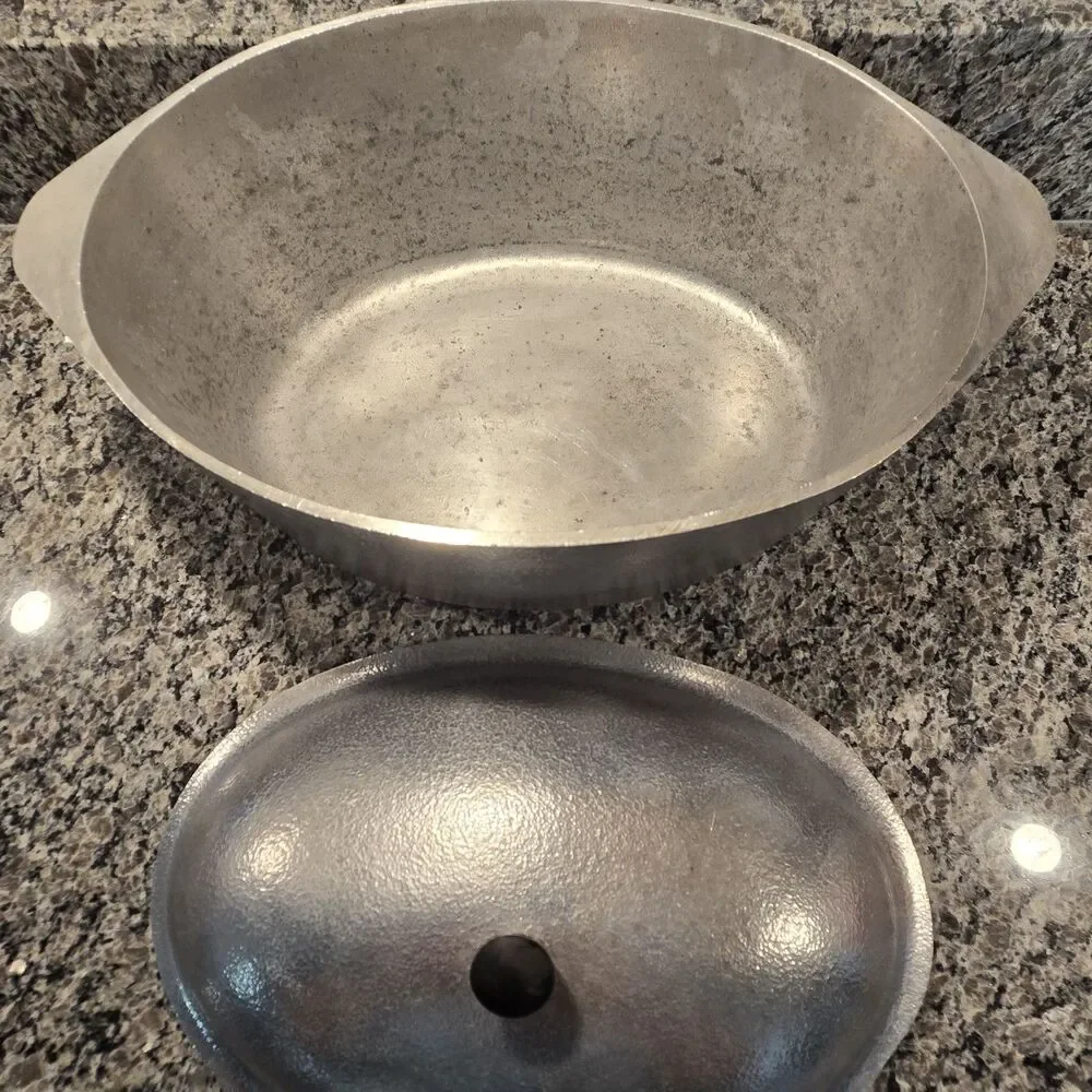 VTG Hammered Club Aluminum Hammercraft Cookware Oval Roaster Dutch Oven 16x10” - Picture 4 of 13